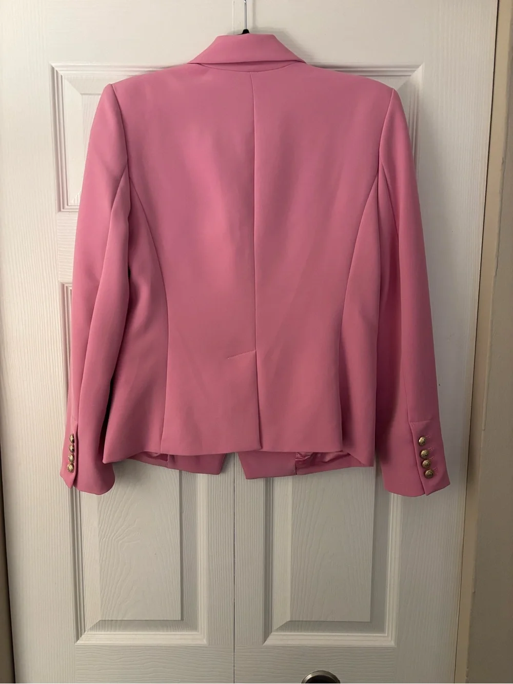 Generation Love Delilah Crepe Blazer in Candy Pink 🎀 - Picture 4 of 5